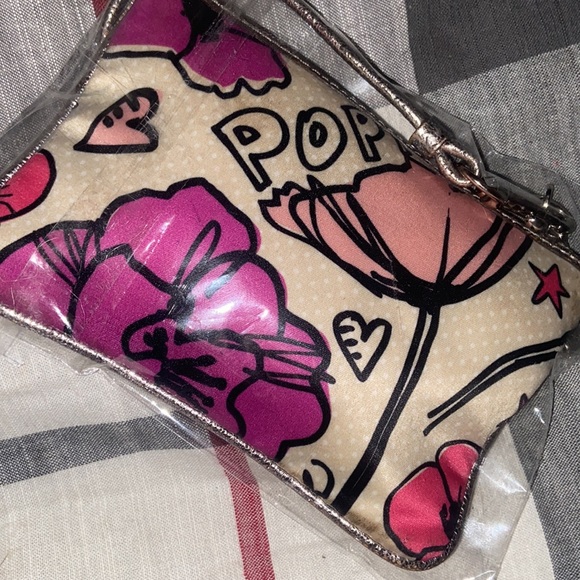 COPY - 👛COACH TOTE & Wristlet 👛 - Picture 9 of 16